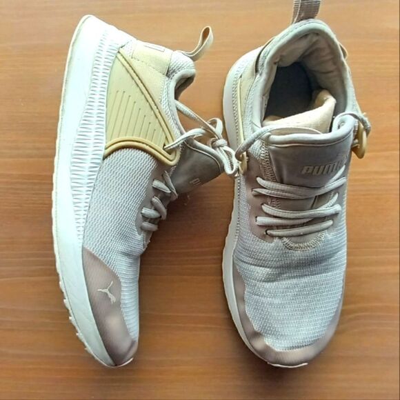PUMA Women's Pacer Next Cage Sneaker size 10 - Picture 1 of 7